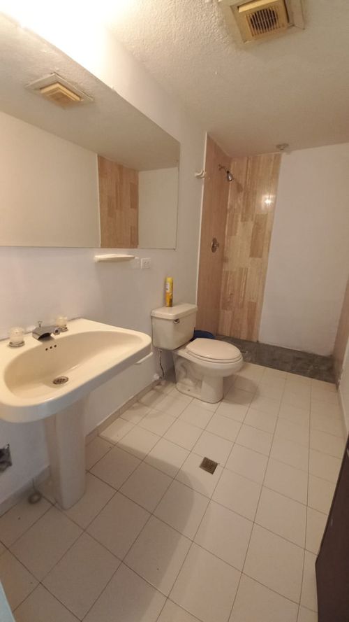 Oficina en arriendo en Versalles, Cali, 329 m² · foto 23 de 24