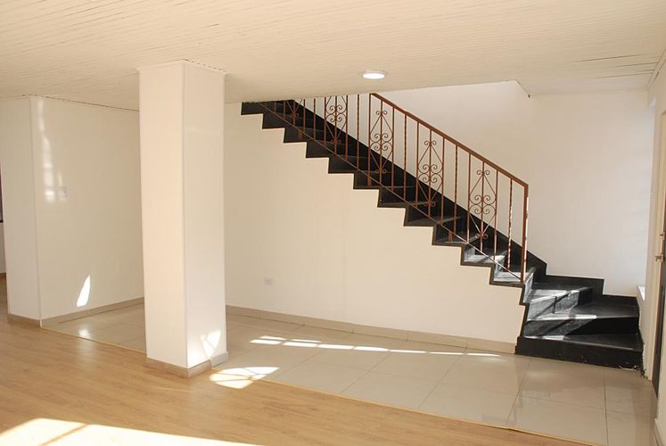 Casa de 4 alcobas en venta en Normandia Occidental, Bogotá, 256 m² · foto 12 de 21