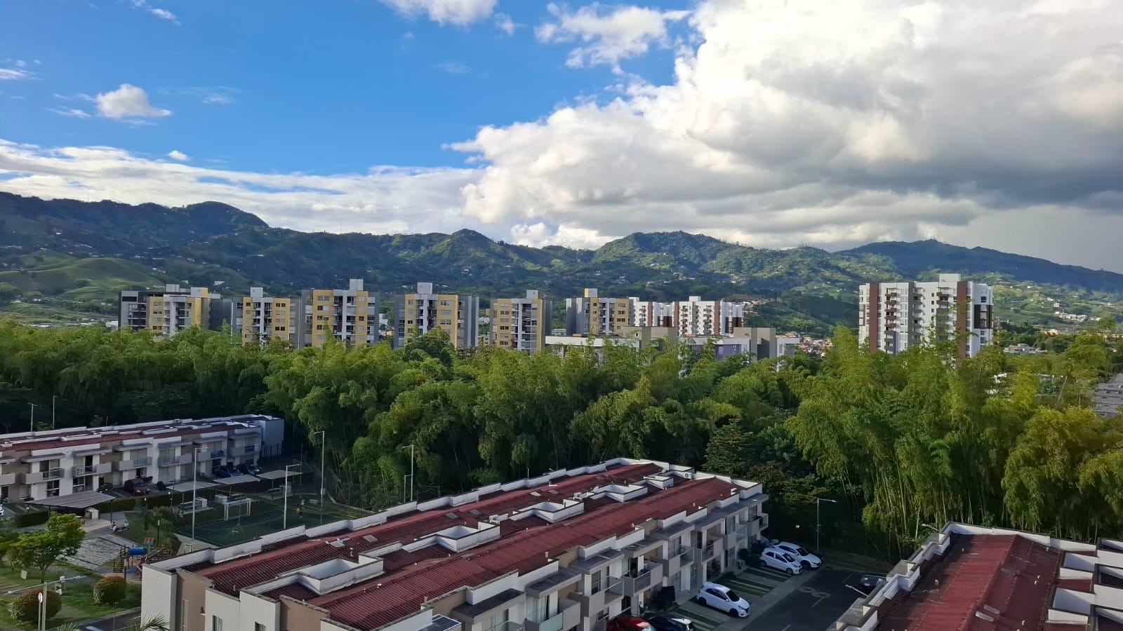 Apartamento en venta en Cr. Teka, Dosquebradas · foto 13 de 22