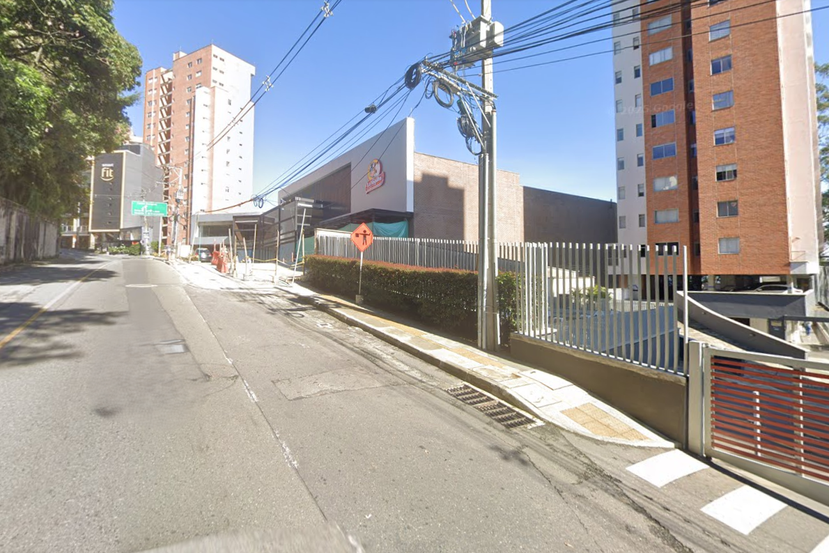 Apartamento en venta en Loma Del Esmeraldal, Envigado · foto 2 de 22