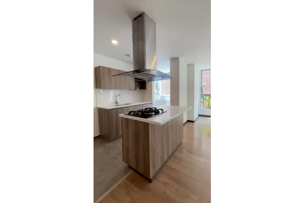 Apartamento en venta en Loma Del Esmeraldal, Envigado · foto 7 de 22