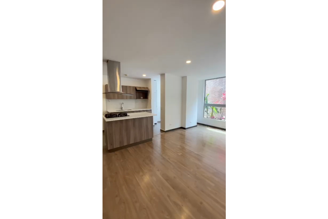 Apartamento en venta en Loma Del Esmeraldal, Envigado · foto 8 de 22