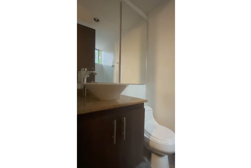 Apartamento en venta en Loma Del Esmeraldal, Envigado · foto 20 de 22
