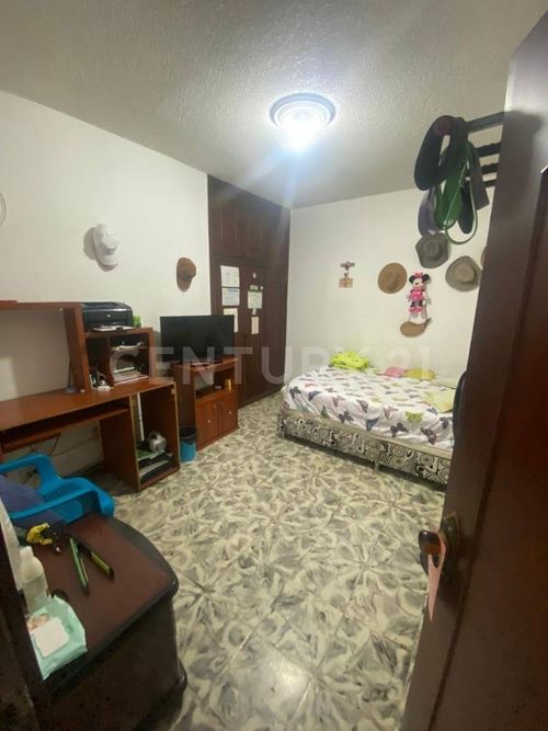 Casa de 11 alcobas en venta en Primero De Mayo, Cali, 371 m² · foto 7 de 24