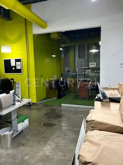Oficina en arriendo en Santa Teresita, Cali, 100 m² · foto 2 de 9