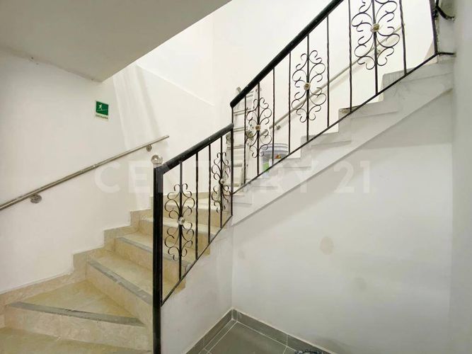 Oficina en arriendo en Versalles, Cali, 300 m² · foto 21 de 23