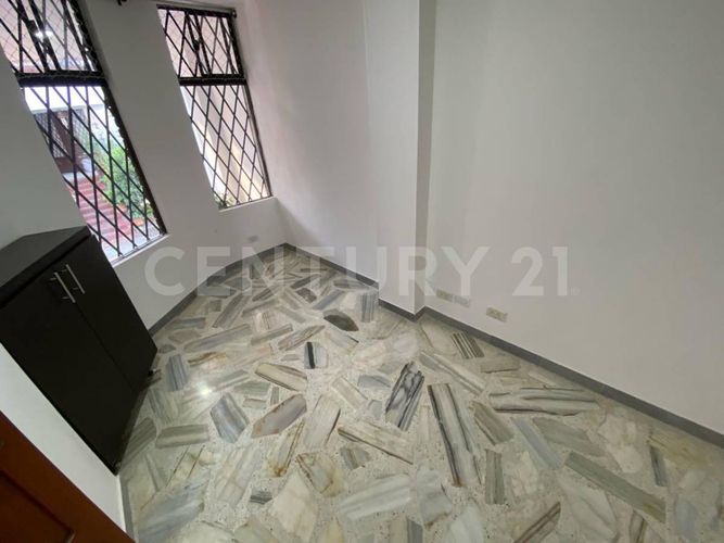 Casa de 4 alcobas en venta en Nueva Tequendama, Cali, 237 m² · foto 6 de 24