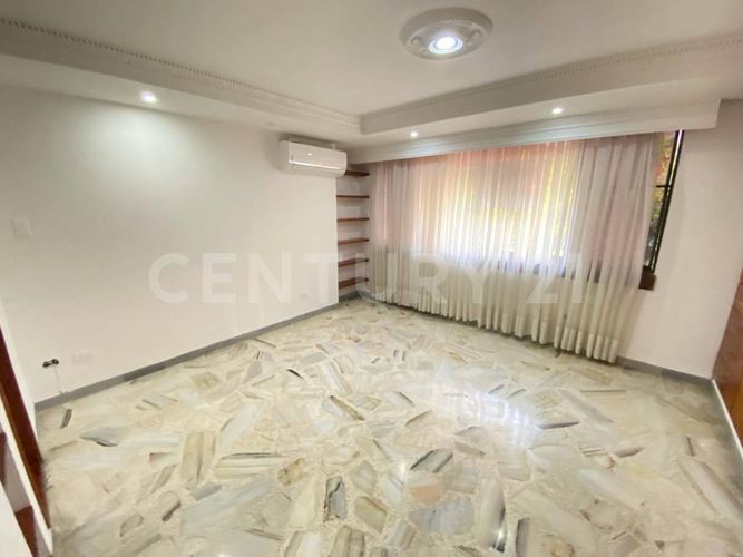 Casa de 4 alcobas en venta en Nueva Tequendama, Cali, 237 m² · foto 14 de 24