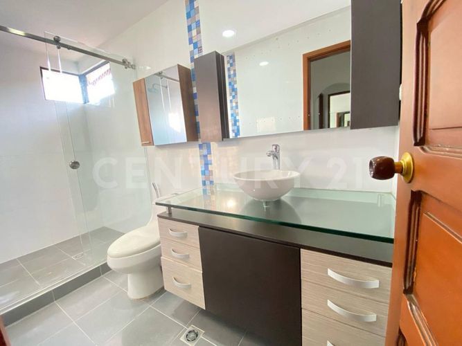 Casa de 4 alcobas en venta en Nueva Tequendama, Cali, 237 m² · foto 17 de 24