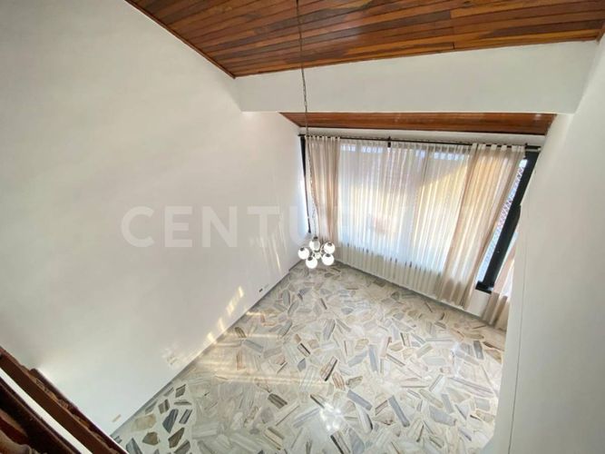 Casa de 4 alcobas en venta en Nueva Tequendama, Cali, 237 m² · foto 22 de 24