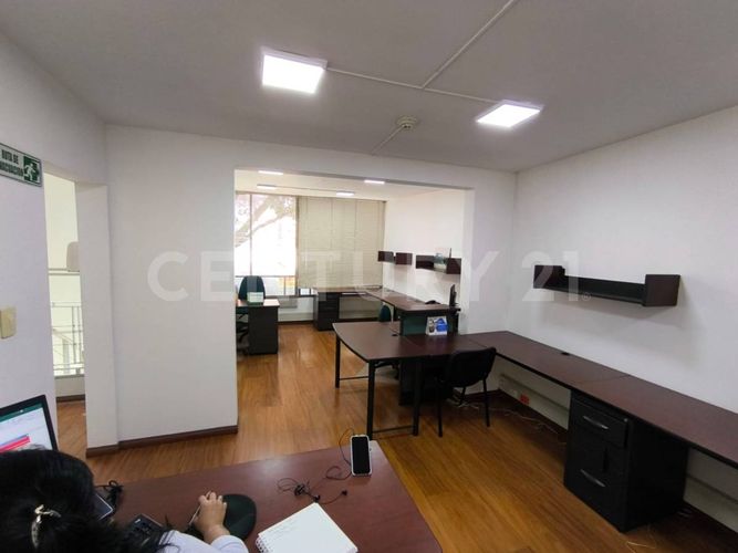 Oficina en arriendo en Santa Monica, Cali, 216 m² · foto 9 de 24