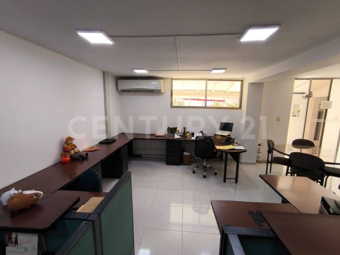 Oficina en arriendo en Santa Monica, Cali, 216 m² · foto 21 de 24