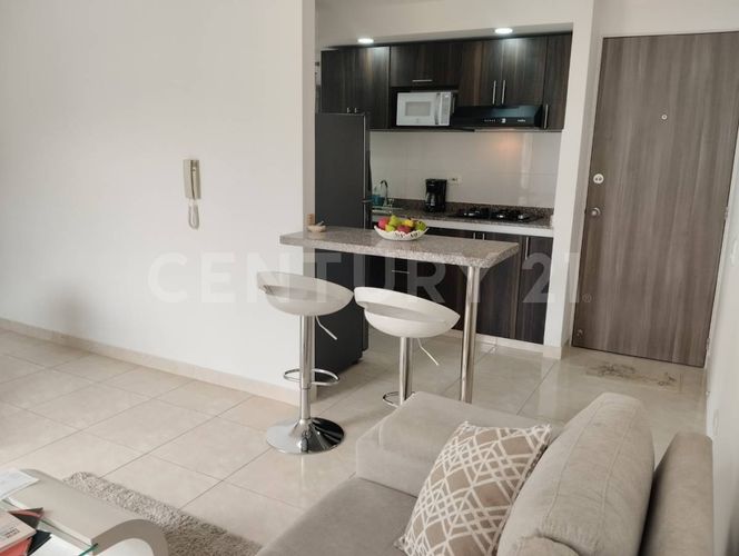Apartamento de 2 alcobas en venta en Cr. Los Naranjos, Jamundí, 56 m² · foto 2 de 20