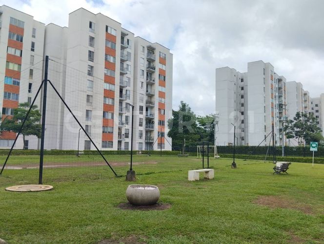 Apartamento de 2 alcobas en venta en Cr. Los Naranjos, Jamundí, 56 m² · foto 18 de 20