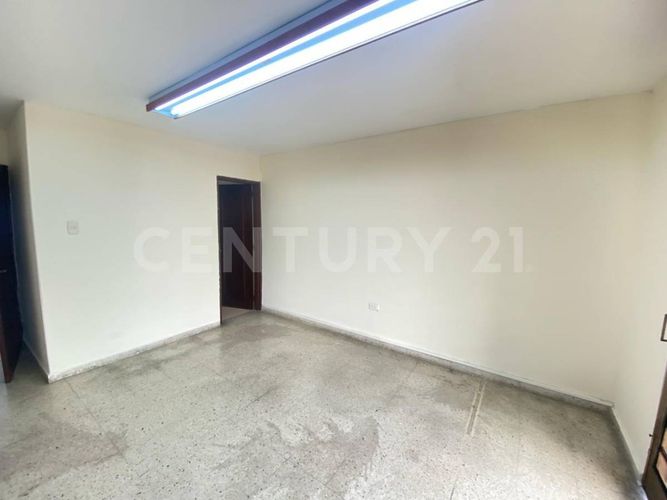 Oficina en venta en Santa Monica, Cali, 293 m² · foto 15 de 23