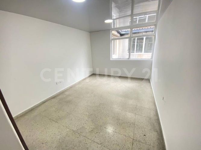Oficina en venta en Santa Monica, Cali, 293 m² · foto 18 de 23