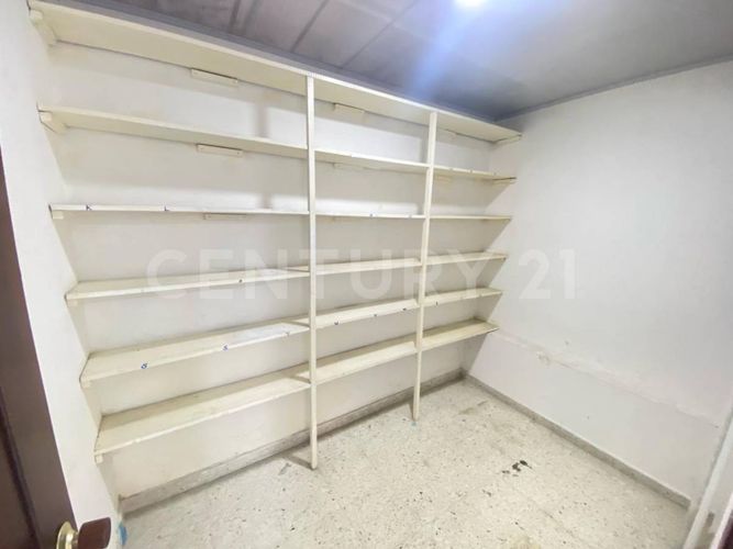 Oficina en venta en Santa Monica, Cali, 293 m² · foto 22 de 23