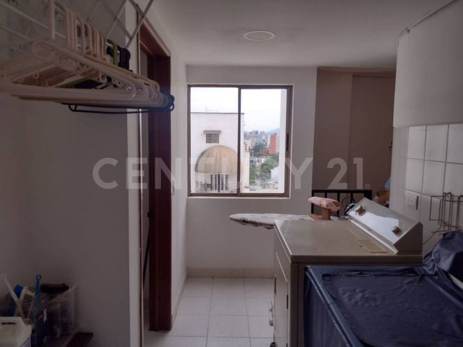 Apartamento de 2 alcobas en venta en Los Alcazares, Cali, 165 m² · foto 10 de 13
