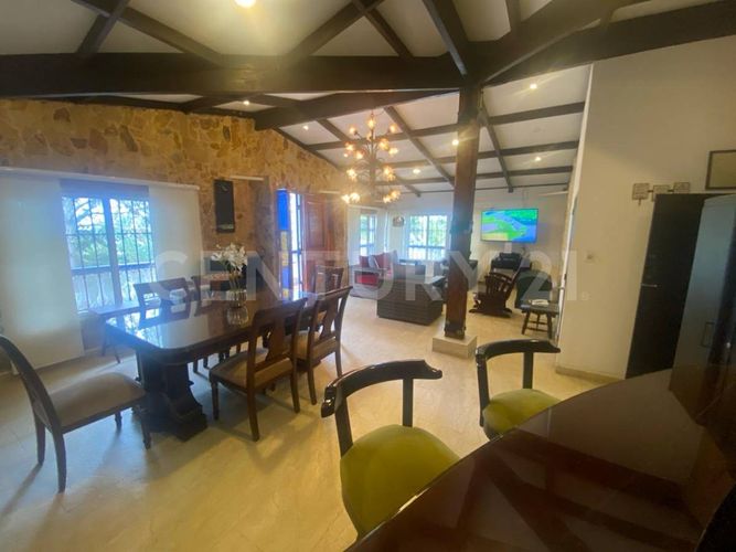 Casa de 4 alcobas en venta en Bellavista, Cali, 400 m² · foto 16 de 24
