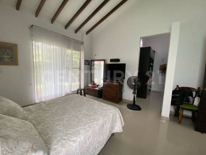 Casa de 5 alcobas en venta en Verde Horizonte, Jamundí, 261 m² · foto 13 de 23