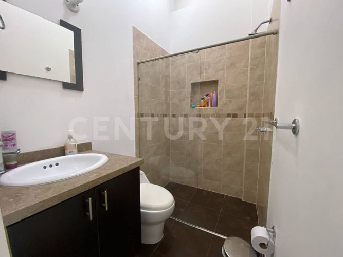 Casa de 5 alcobas en venta en Verde Horizonte, Jamundí, 261 m² · foto 15 de 23