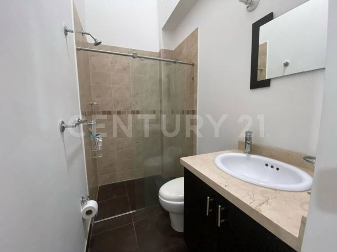 Casa de 5 alcobas en venta en Verde Horizonte, Jamundí, 261 m² · foto 17 de 23