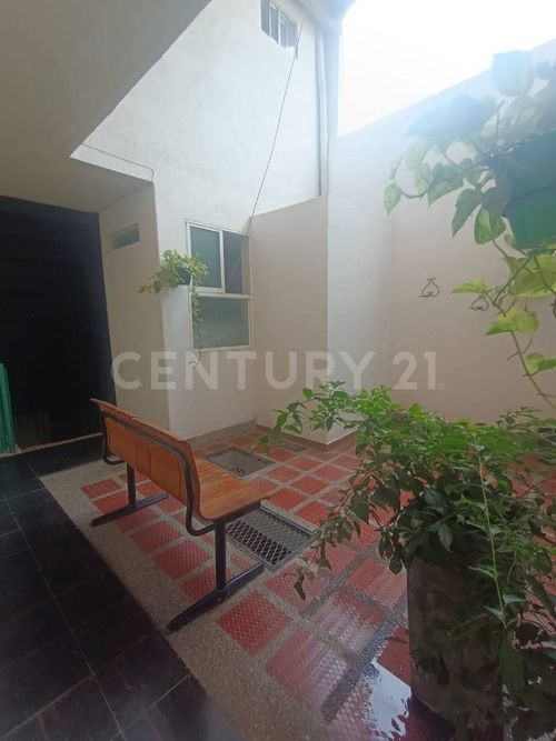 Casa de 6 alcobas en venta en El Peñon, Cali, 240 m² · foto 17 de 22