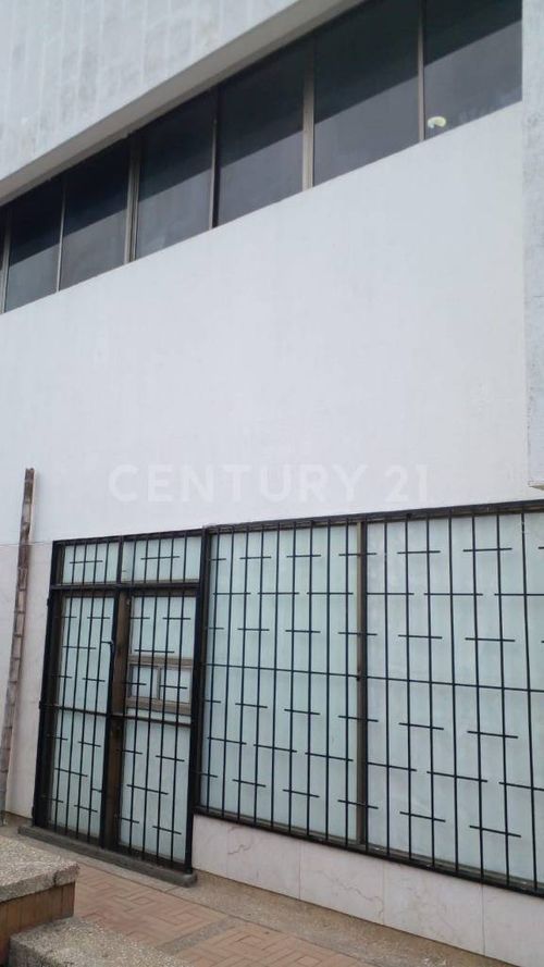 Local en arriendo en Panamericano, Cali, 160 m² · foto 2 de 20