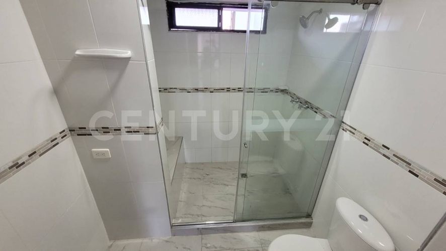 Apartamento de 5 alcobas en venta en Granada, Cali, 189 m² · foto 6 de 16