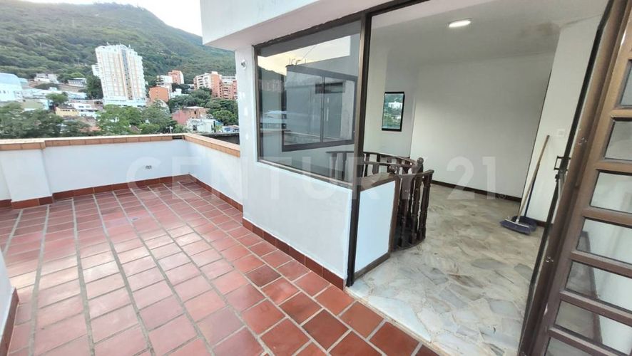 Apartamento de 5 alcobas en venta en Granada, Cali, 189 m² · foto 14 de 16