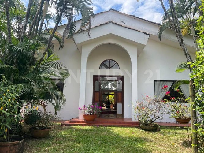 Casa de 4 alcobas en venta en La Morada, Jamundí, 400 m² · foto 2 de 22