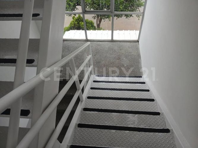 Local en arriendo en El Gran Limonar, Cali, 309 m² · foto 7 de 10