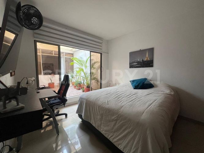 Casa de 3 alcobas en venta en San Vicente, Cali, 227 m² · foto 9 de 19