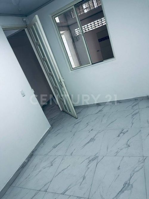 Bodega en venta en Obrero, Cali, 360 m² · foto 12 de 23