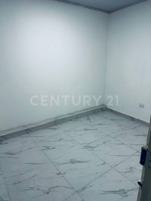 Bodega en venta en Obrero, Cali, 360 m² · foto 13 de 23