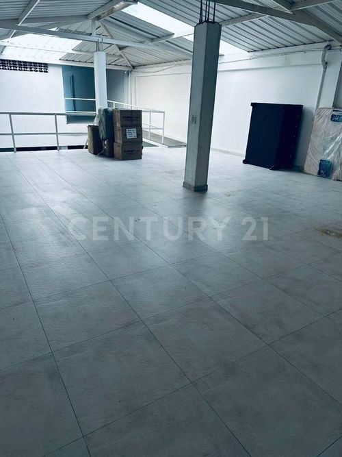 Bodega en venta en Obrero, Cali, 360 m² · foto 21 de 23