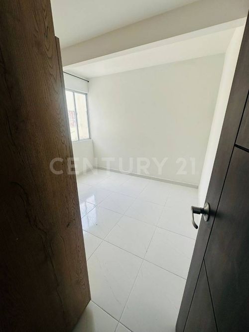 Apartamento de 3 alcobas en venta en Riveras Del Rosario, Jamundí, 58 m² · foto 14 de 21