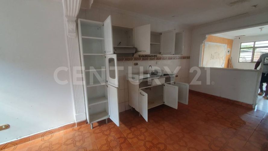 Casa de 15 alcobas en venta en 12 De Octubre, Cali, 400 m² · foto 7 de 22