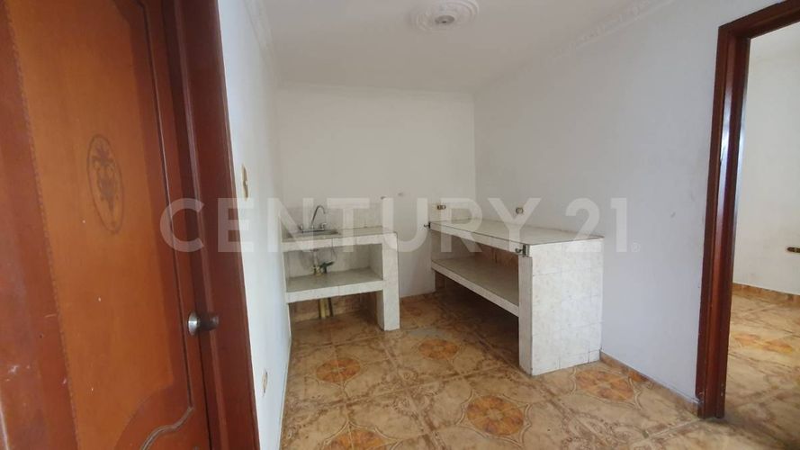 Casa de 15 alcobas en venta en 12 De Octubre, Cali, 400 m² · foto 9 de 22