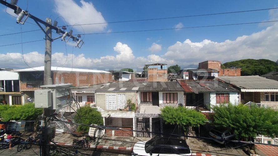 Casa de 15 alcobas en venta en 12 De Octubre, Cali, 400 m² · foto 11 de 22