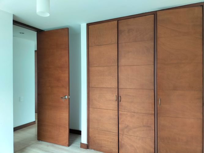 Apartamento de 3 alcobas en arriendo en El Poblado, Medellín, 134 m² · foto 11 de 17