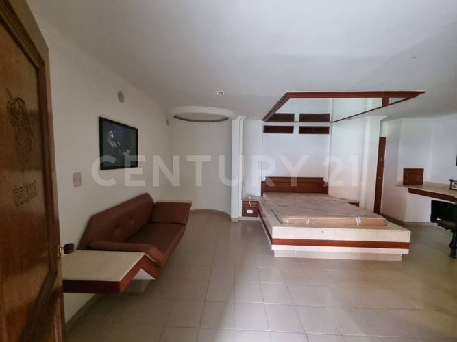 Edificio en venta en Pance, Cali · foto 6 de 19