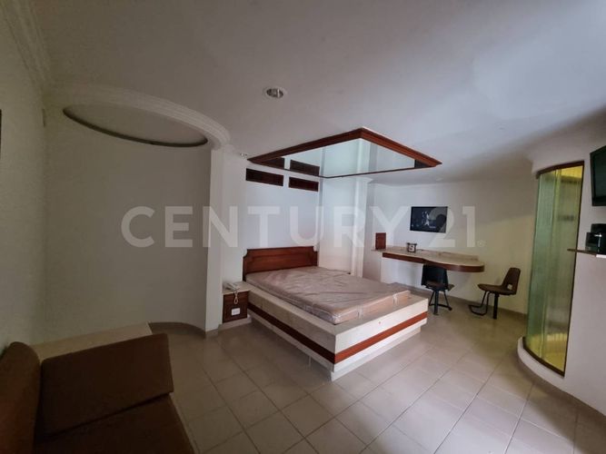 Edificio en venta en Pance, Cali · foto 7 de 19
