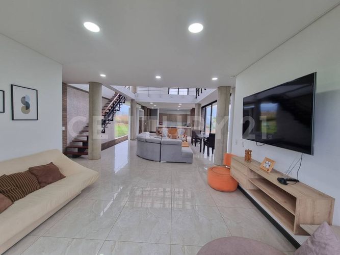 Finca en venta en San Antonio, Jamundí, 310 m² · foto 6 de 24