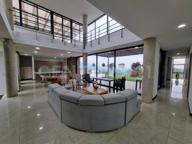 Finca en venta en San Antonio, Jamundí, 310 m² · foto 7 de 24