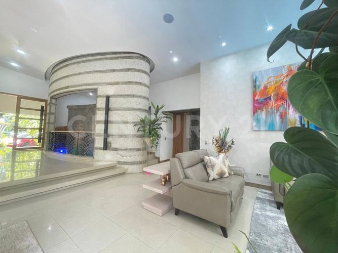Casa de 4 alcobas en venta en La Morada, Jamundí, 340 m² · foto 3 de 23
