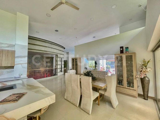 Casa de 4 alcobas en venta en La Morada, Jamundí, 340 m² · foto 4 de 23