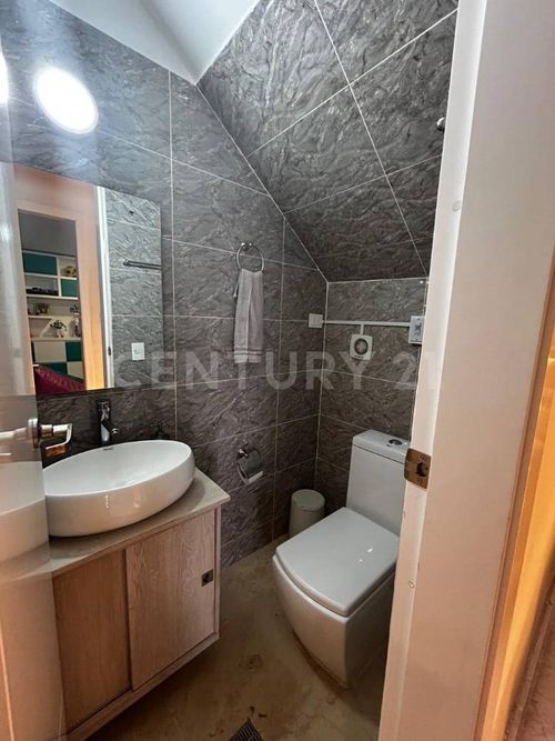 Casa de 10 alcobas en venta en Pampa Linda, Cali, 600 m² · foto 8 de 23