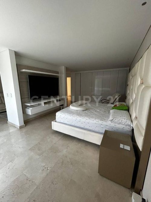 Casa de 10 alcobas en venta en Pampa Linda, Cali, 600 m² · foto 11 de 23