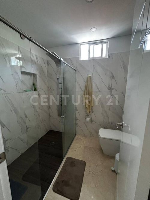 Casa de 10 alcobas en venta en Pampa Linda, Cali, 600 m² · foto 15 de 23